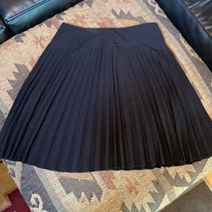 High quality Worthington Stretch ruffle flow skirt
